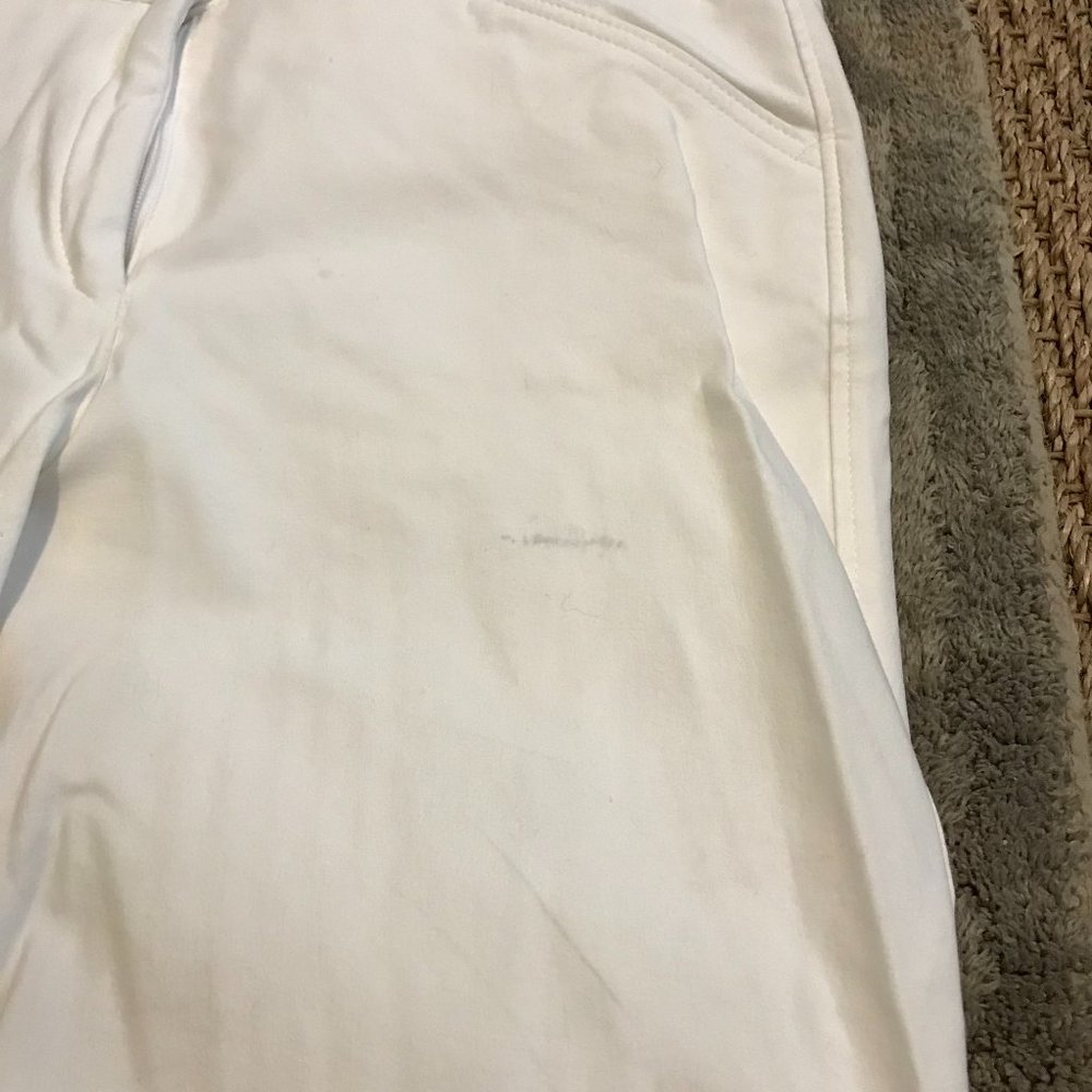 Tailored Sportsman Trophy Hunters White 28